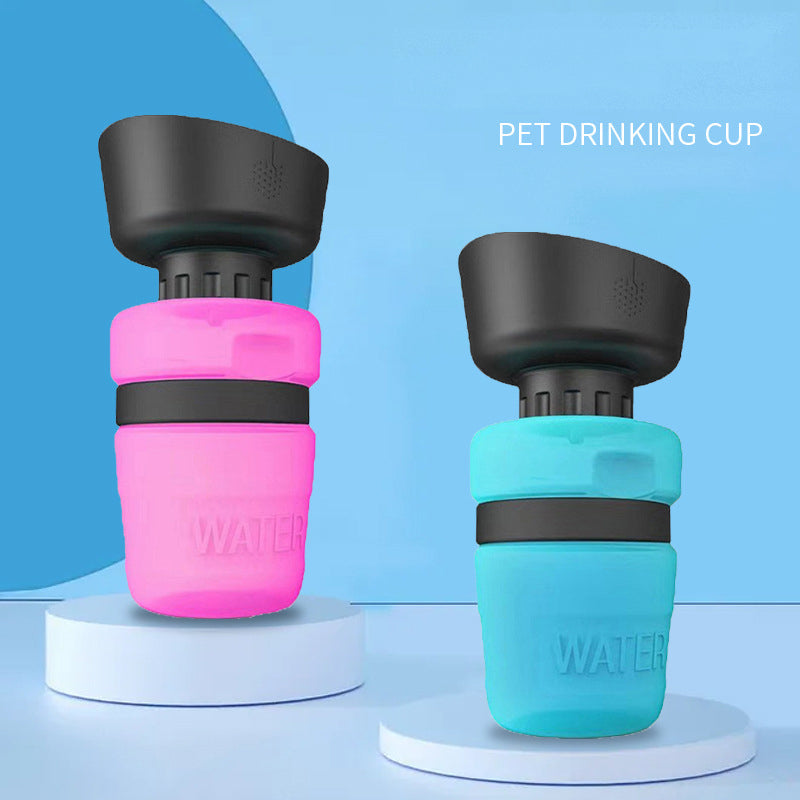 💧 Botella portátil de agua para mascotas | Dispensador de viaje. Agua fresca en cada paseo: práctica, ligera y a prueba de sed. 🐶🐾